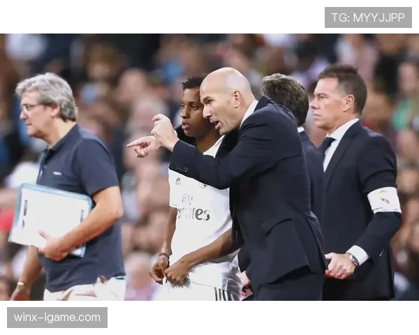 罗德里戈与哈兰德状态回暖，足坛新星对决引爆焦点