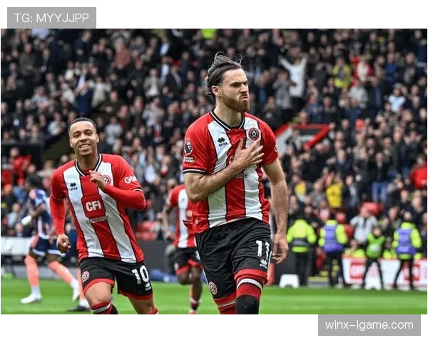 阿尔卡塞尔禁区神勇发挥，助球队力克强敌赢得关键胜利