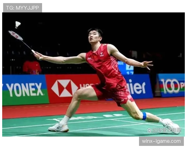 李诗沣场上像钢铁人，场下生活比明星还精致，看那张床照我瞬间怀疑人生