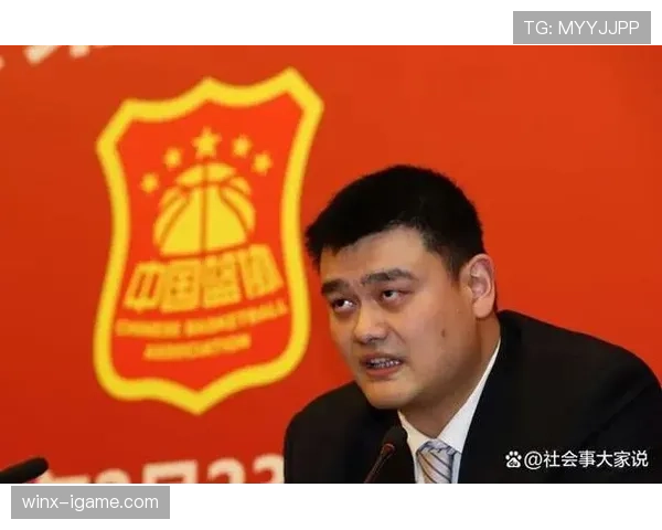 姚明退役后住上海老洋房，早餐吃俩煎饼还被老婆管零花钱？