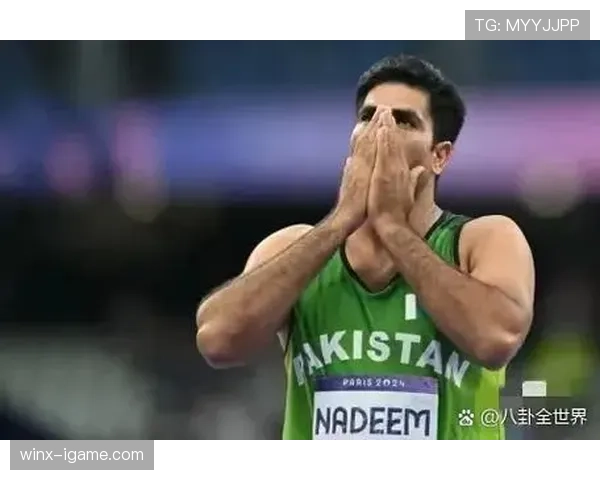 陈一冰金光闪闪的冠军名片撞上街坊味十足的日常，我这是在看奥运还是隔壁八卦